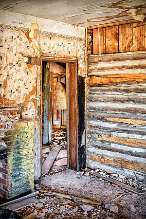 Vindicator Mine House Interior 5 Victor CO