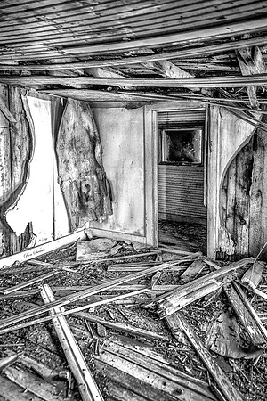 Vindicator Mine House Interior 2 BW Victor CO