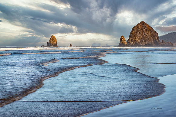 Cannon Beach, OR Haystack Daytime
