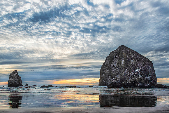 Haystack Rock Sunset 4 Cannon Beach Oregon
