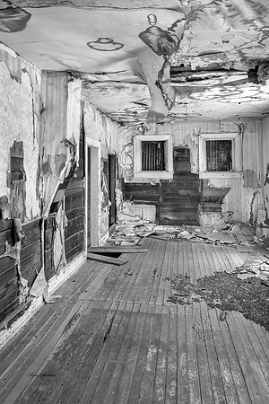 Vindicator Mine Homestead House Interior 1 BW Victor CO