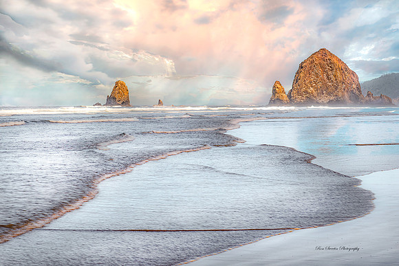 Cannon Beach Haystack Rock from The North